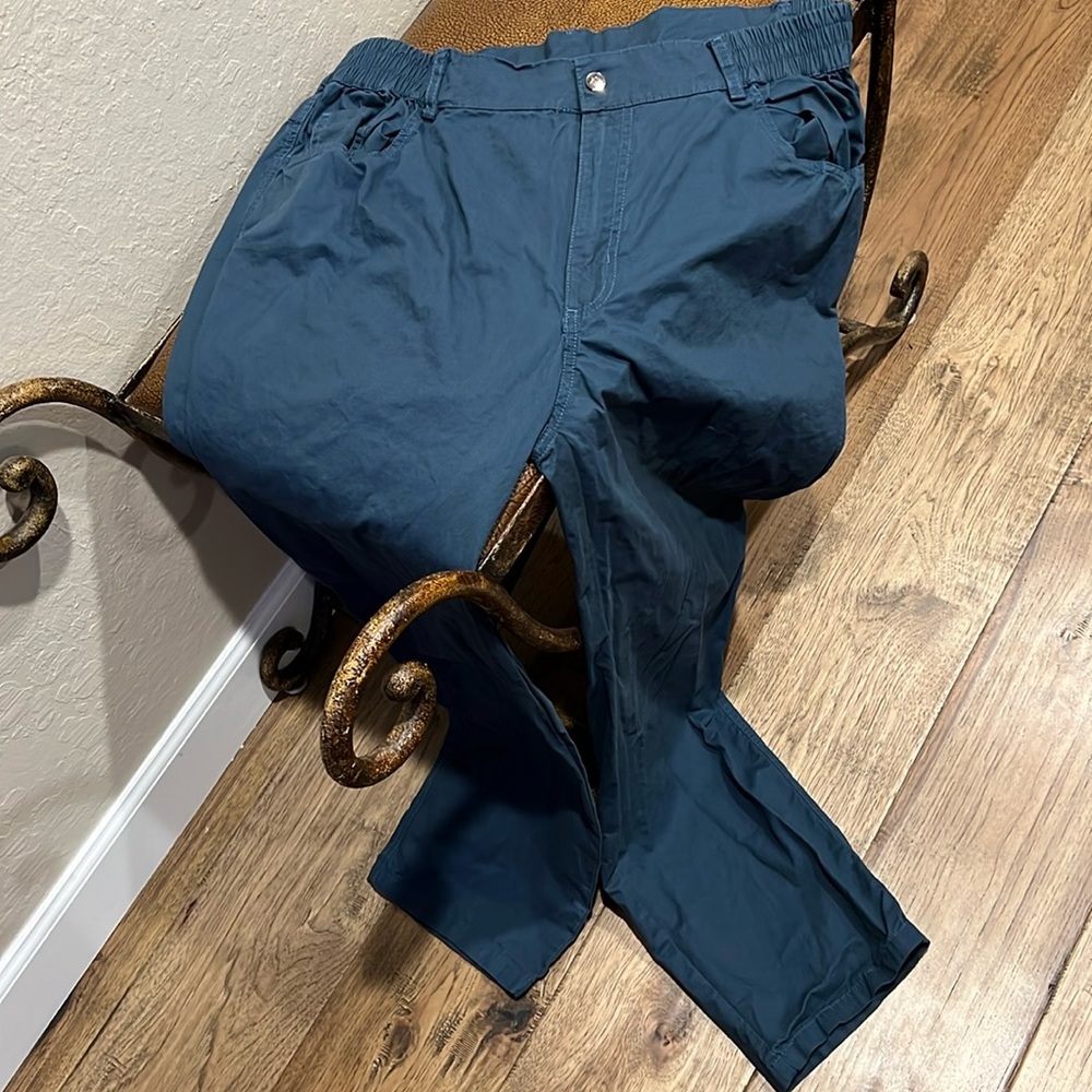 Like New Mofiz Casual 100% Cotton Khaki Lightweight Pants with stretch waistband